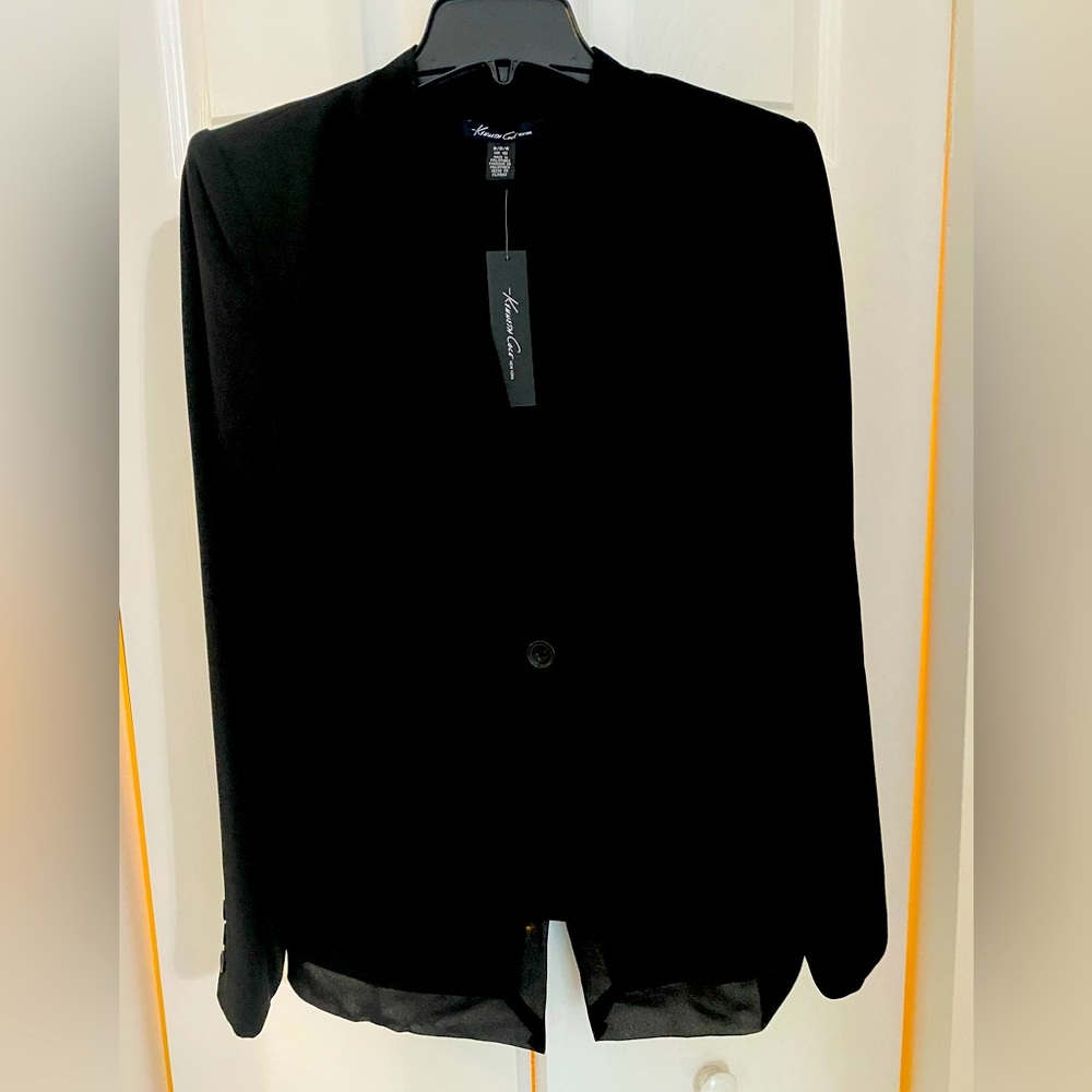 NWWT Kenneth Cole NY Blazer Jacket with sheer trim detail. Size 6 never worn.